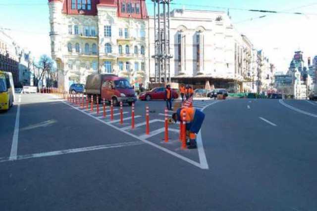В Киеве провели прямую линию по развитию транспортной инфраструктуры